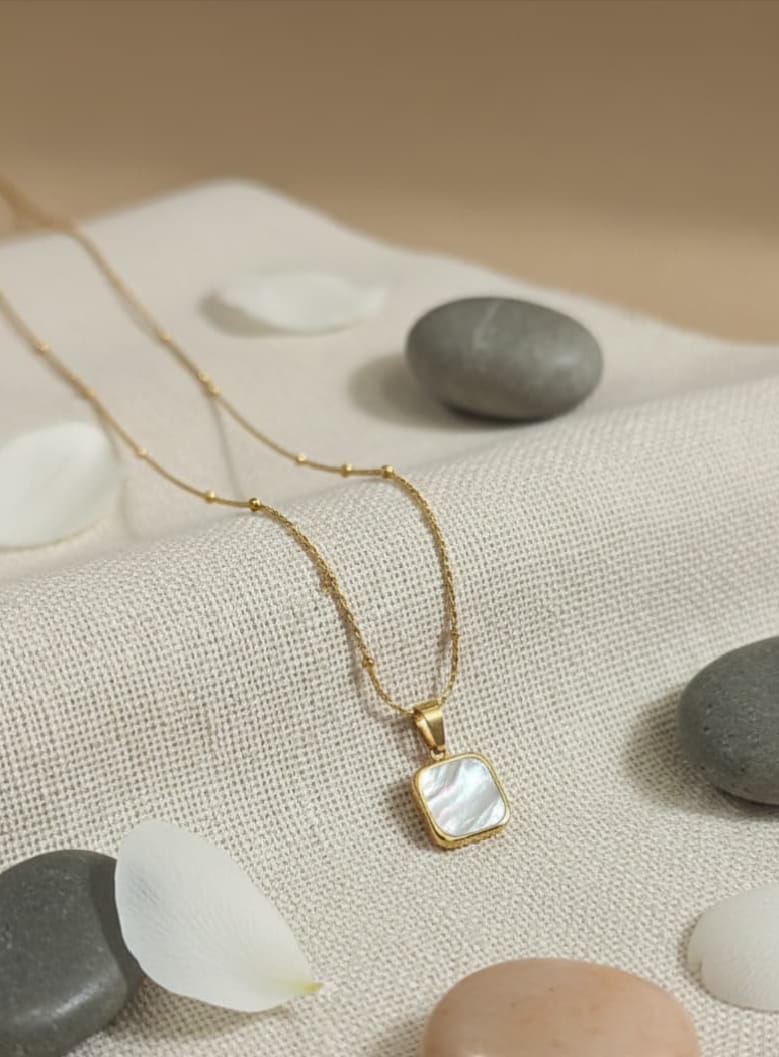 Elegant Gold Mother of Pearl Pendant Necklace for Women – Heart & Square Design