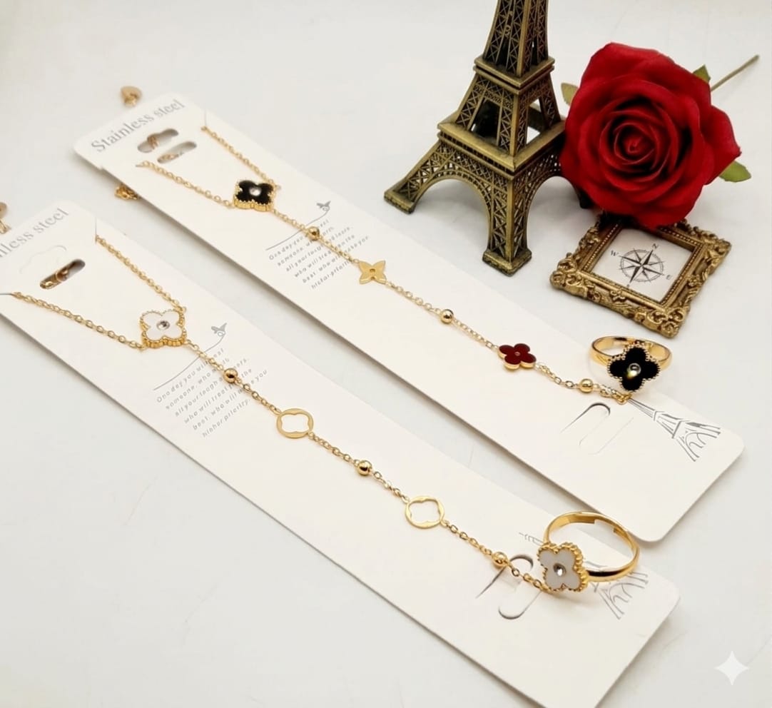 Elegant Clover Leaf Hand Harness